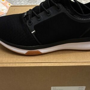 Kuru Women’s  Black Athletic Shoes made to help with plantar fasciitis!